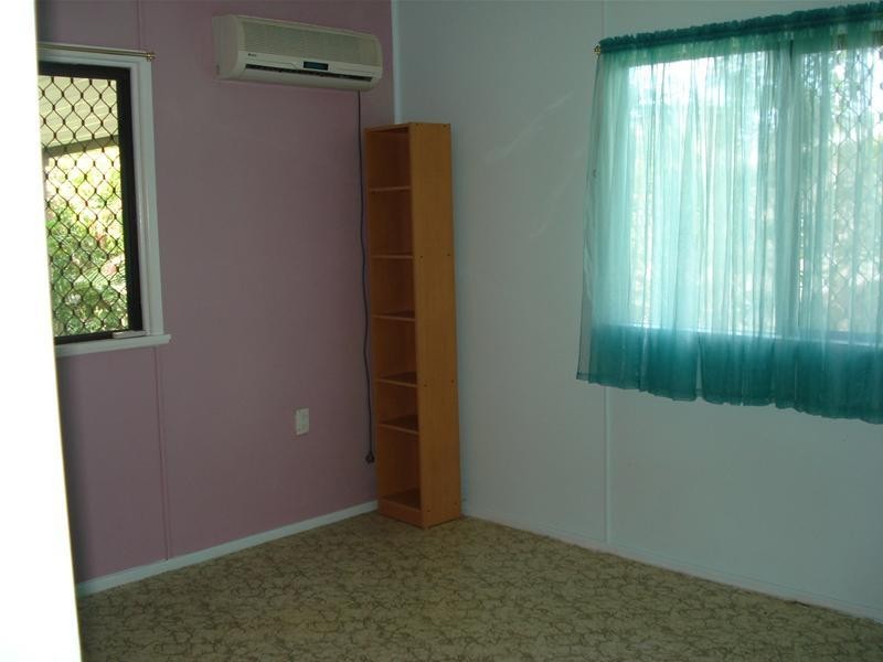 Avenell Heights QLD 4670