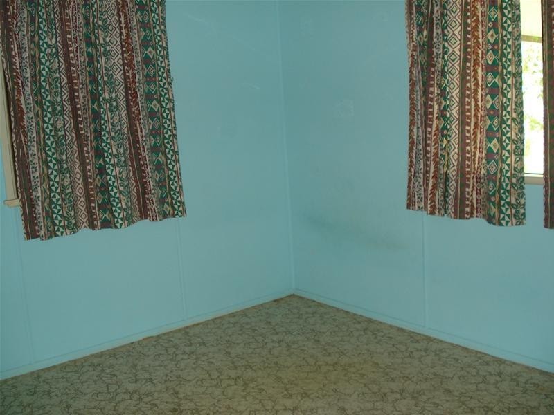 Avenell Heights QLD 4670