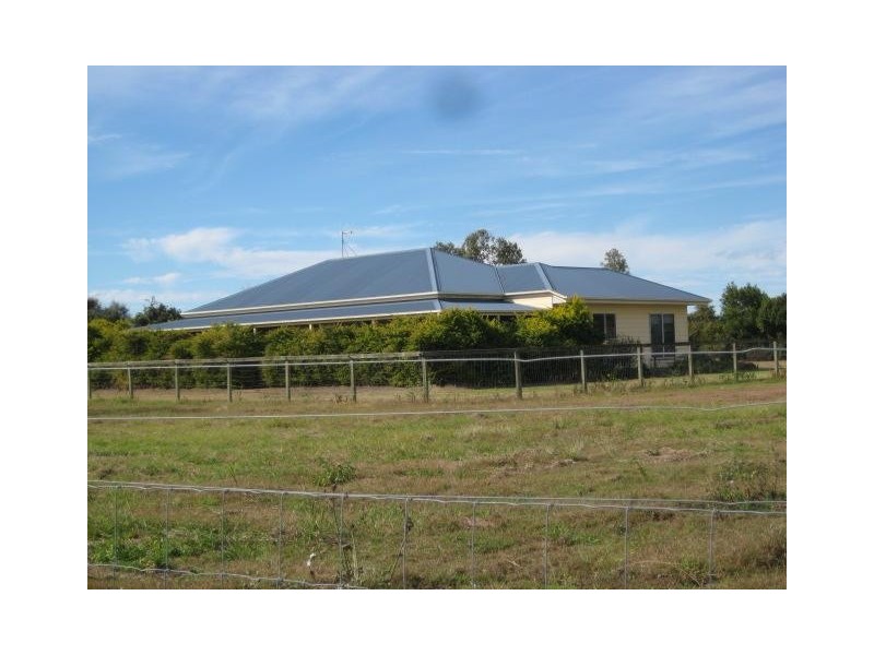 449 Quinns Road, Moorland QLD 4670