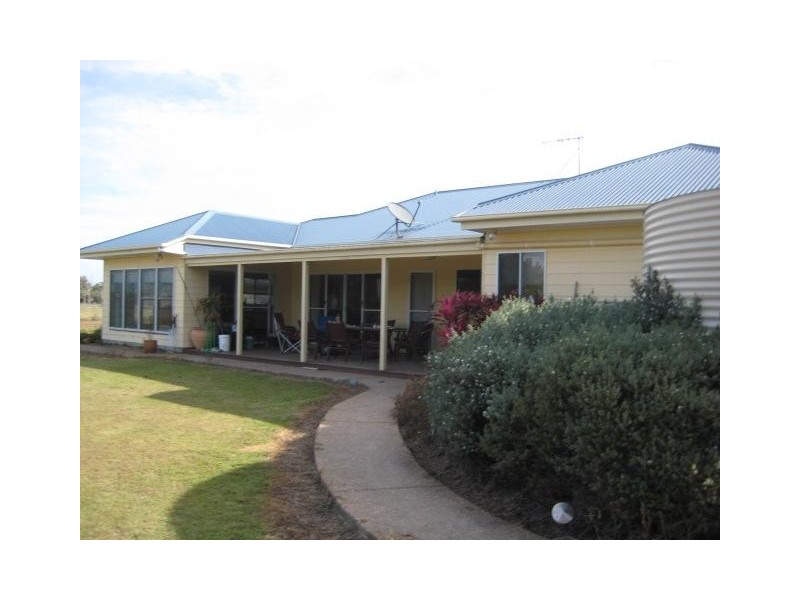 449 Quinns Road, Moorland QLD 4670