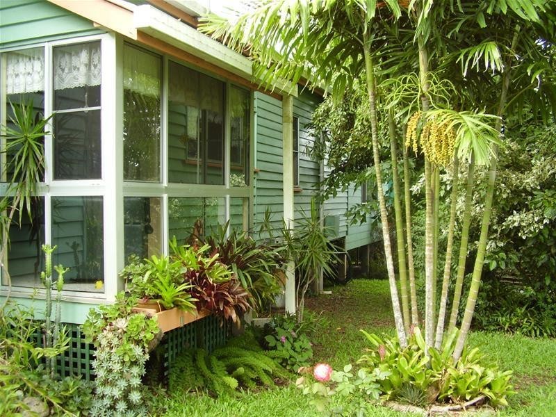 8 Callaghan Street, Rosedale QLD 4674