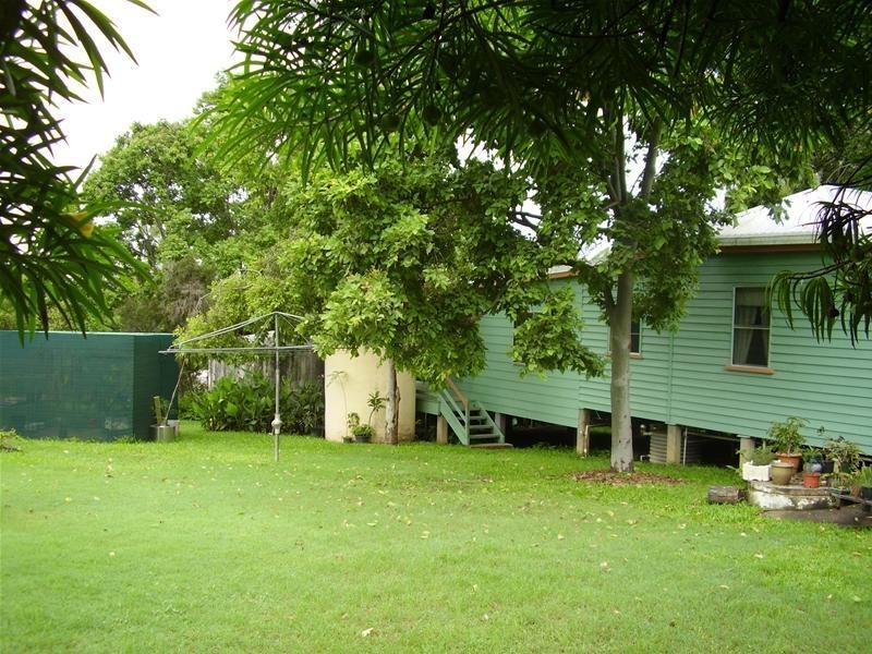 8 Callaghan Street, Rosedale QLD 4674