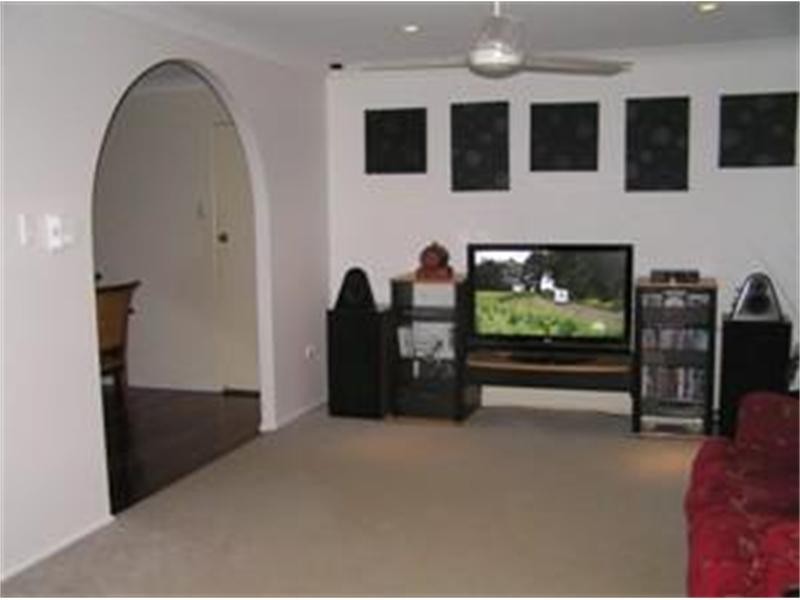 Avenell Heights QLD 4670