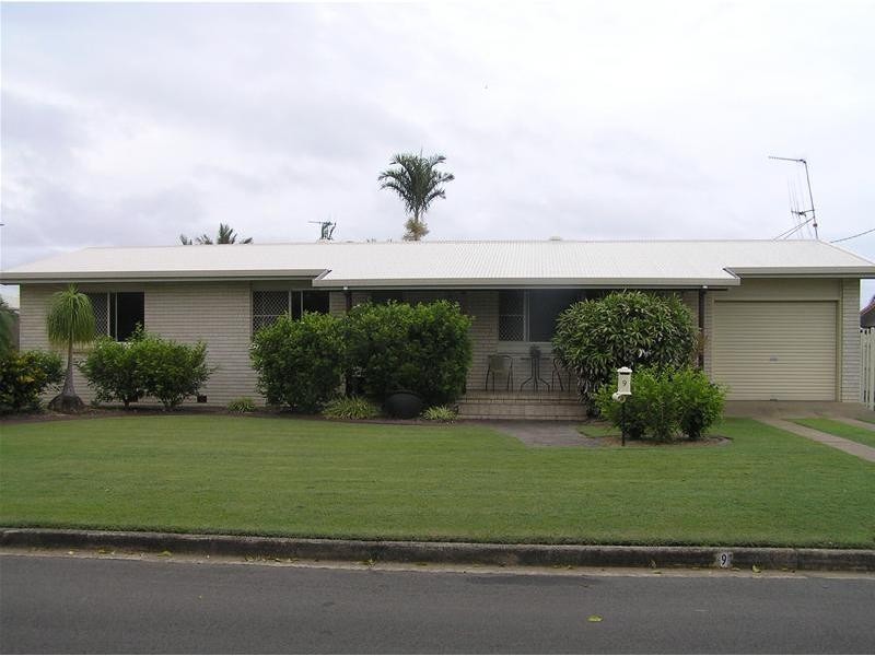 Avenell Heights QLD 4670