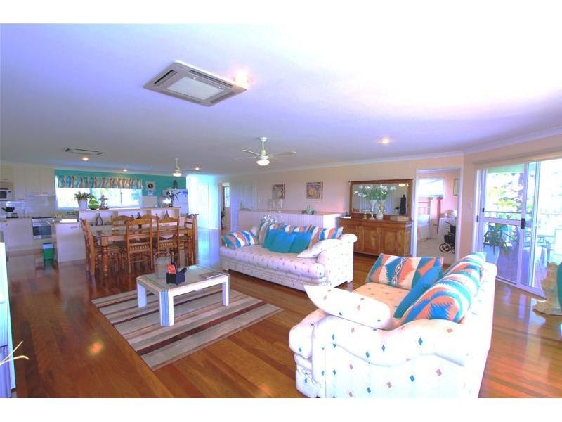 Elliott Heads QLD 4670