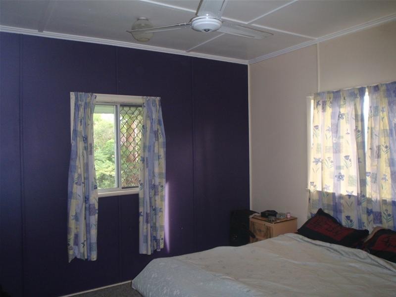 Sharon QLD 4670