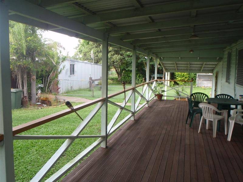 Sharon QLD 4670