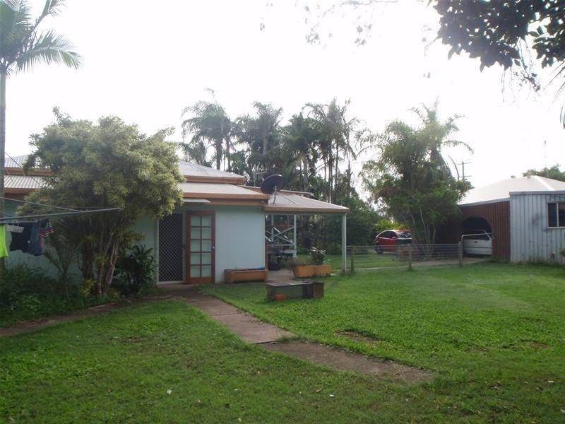 Sharon QLD 4670