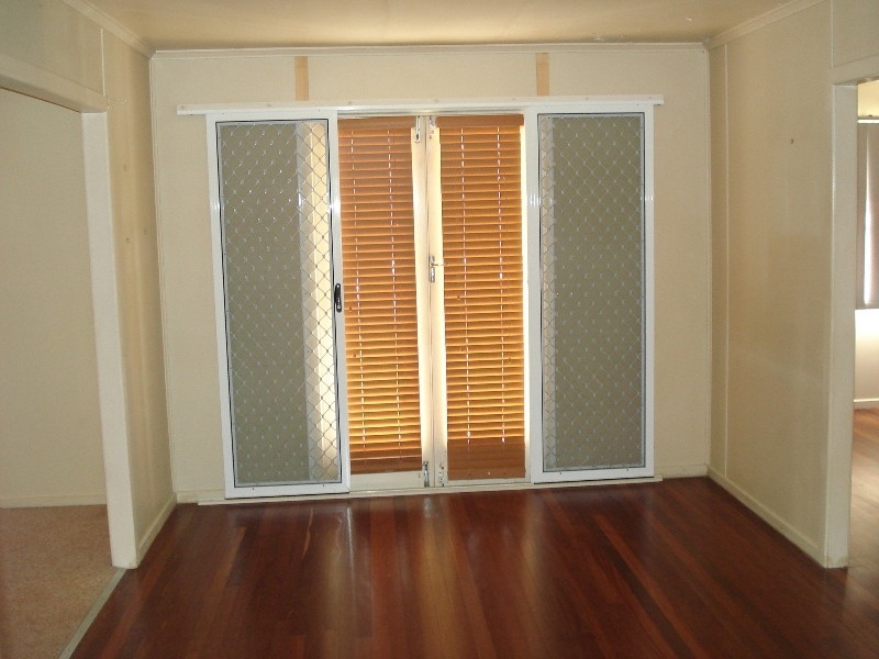 Avenell Heights QLD 4670