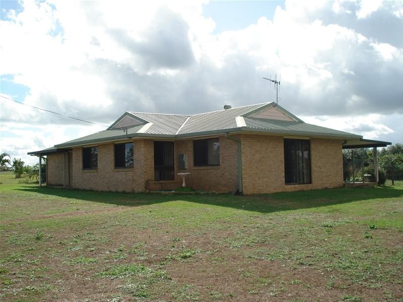 Sharon QLD 4670