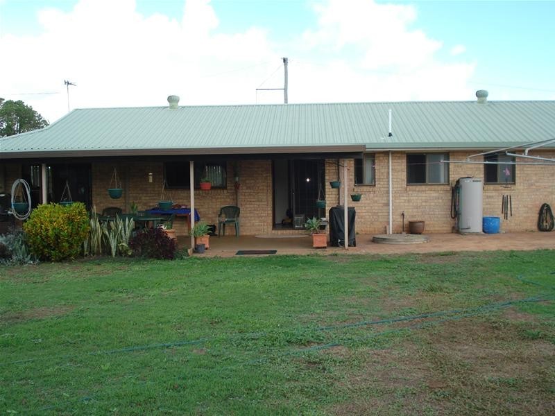 Sharon QLD 4670