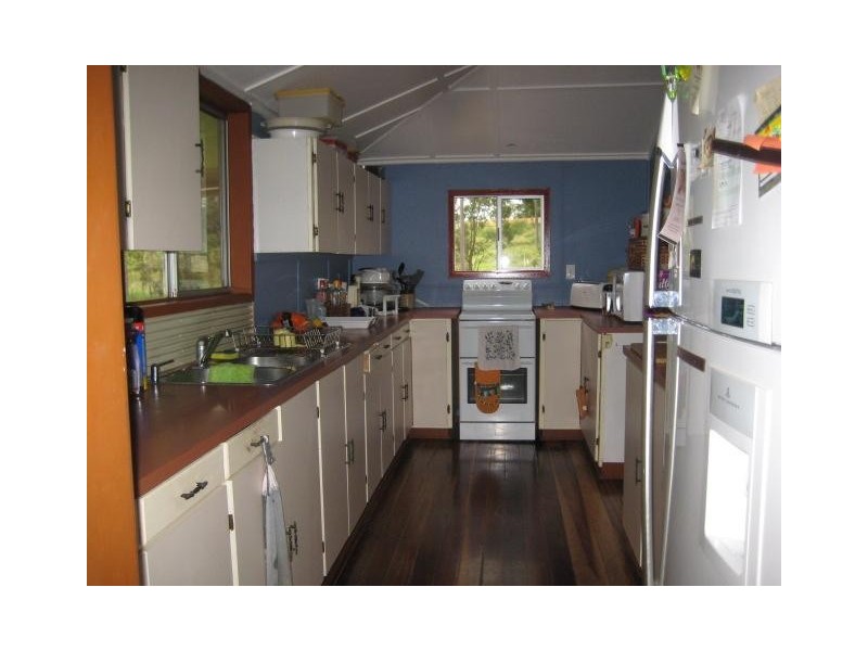 Sharon QLD 4670