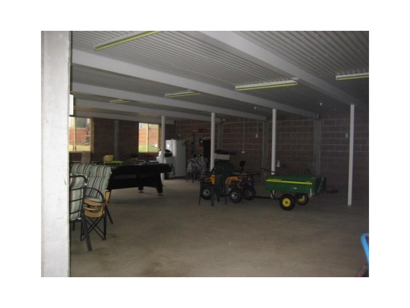 Sharon QLD 4670