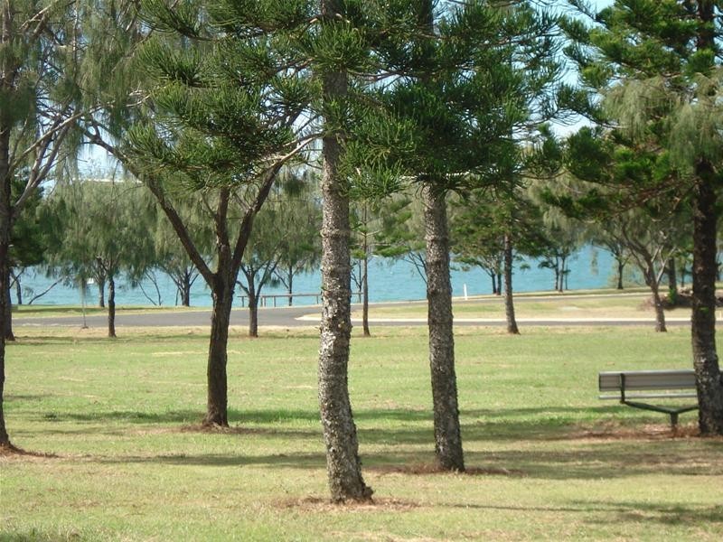 Elliott Heads QLD 4670