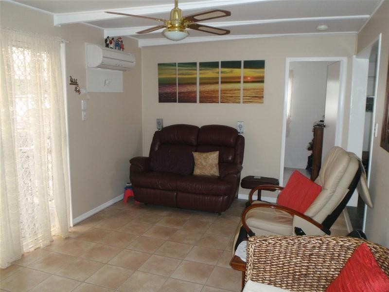 Oakwood QLD 4670