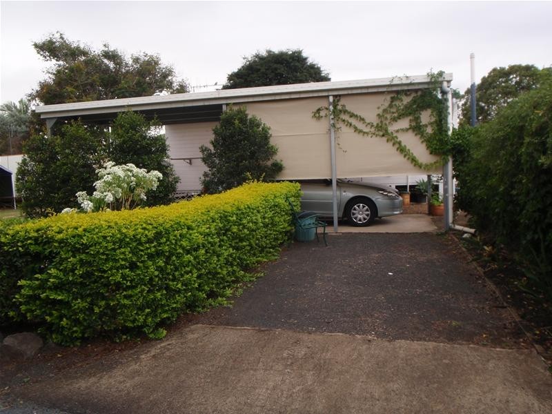 Oakwood QLD 4670