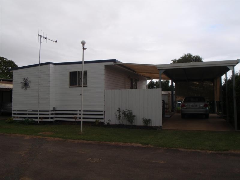 Oakwood QLD 4670