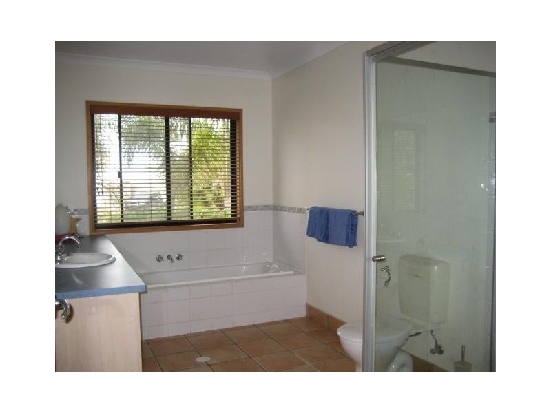Calavos QLD 4670