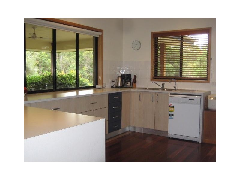 Calavos QLD 4670