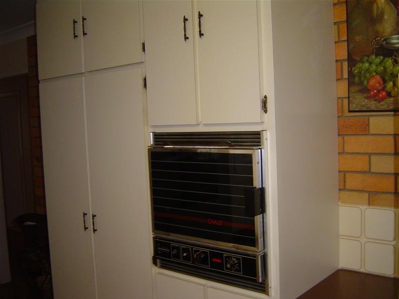 Avenell Heights QLD 4670