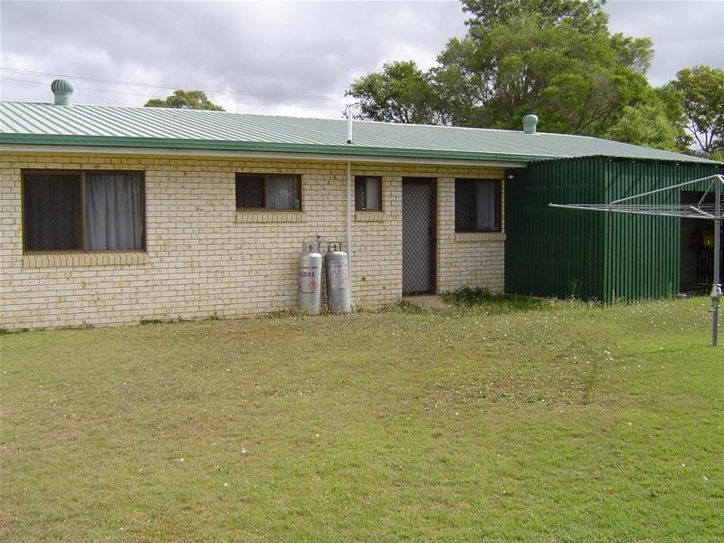 Avenell Heights QLD 4670