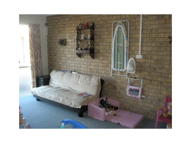 Avenell Heights QLD 4670