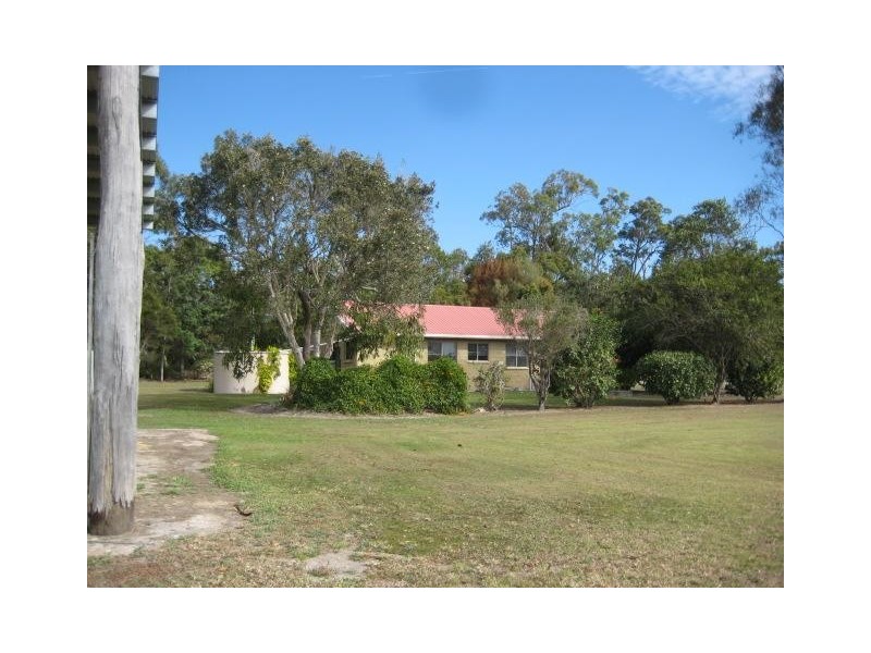 Moore Park Beach QLD 4670