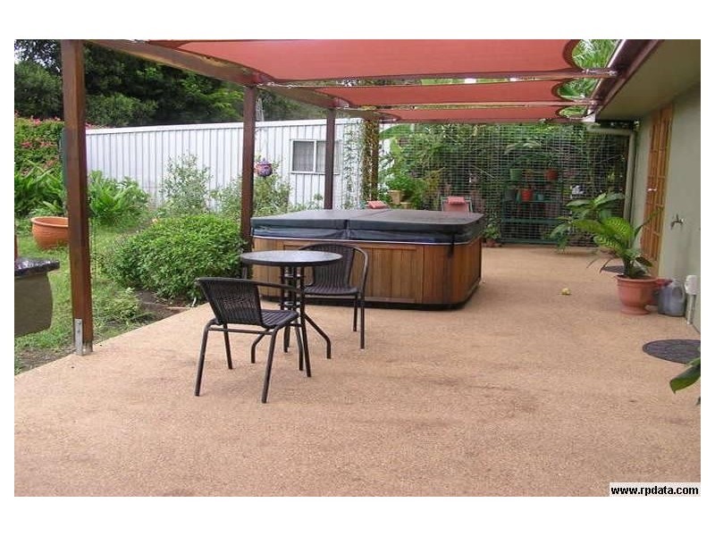 24 Sharon Road, Sharon QLD 4670