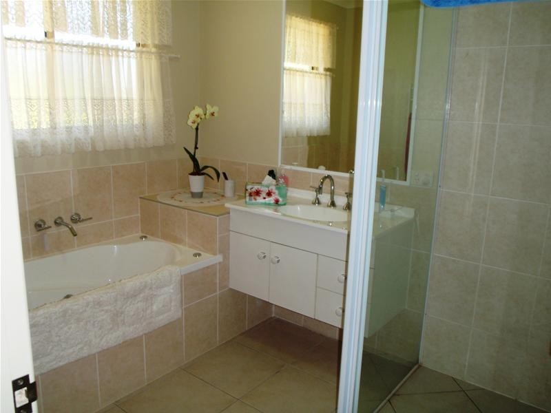 24 Sharon Road, Sharon QLD 4670