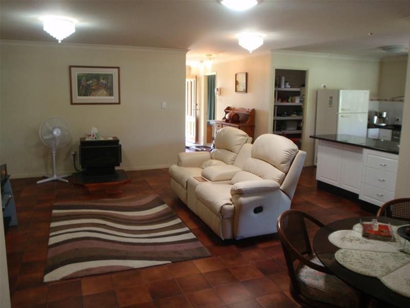 24 Sharon Road, Sharon QLD 4670