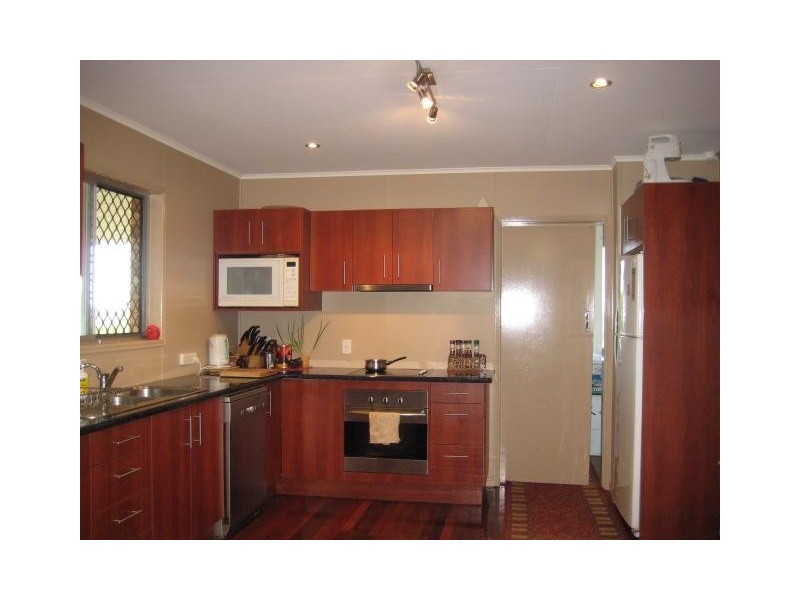 Redhill Farms QLD 4671