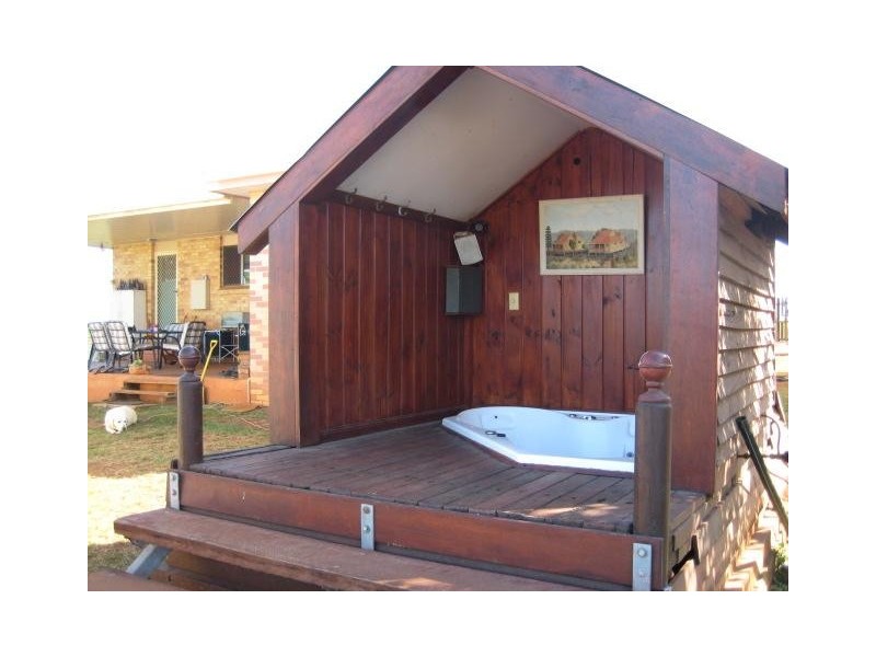 Redhill Farms QLD 4671