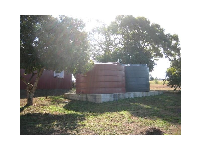 Redhill Farms QLD 4671