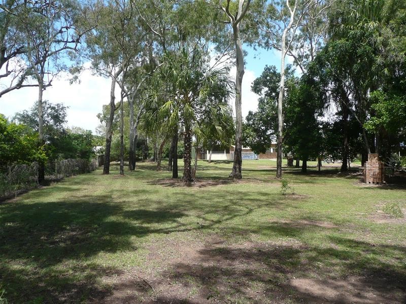 Moore Park Beach QLD 4670