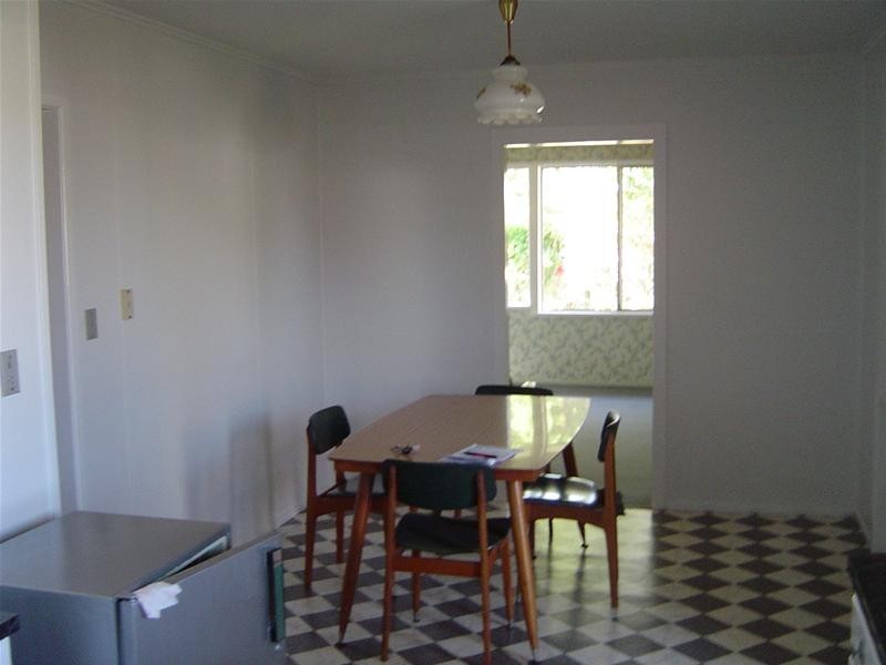 Avenell Heights QLD 4670