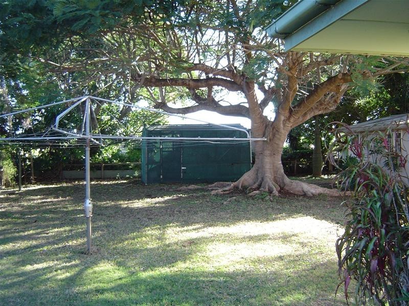Avenell Heights QLD 4670