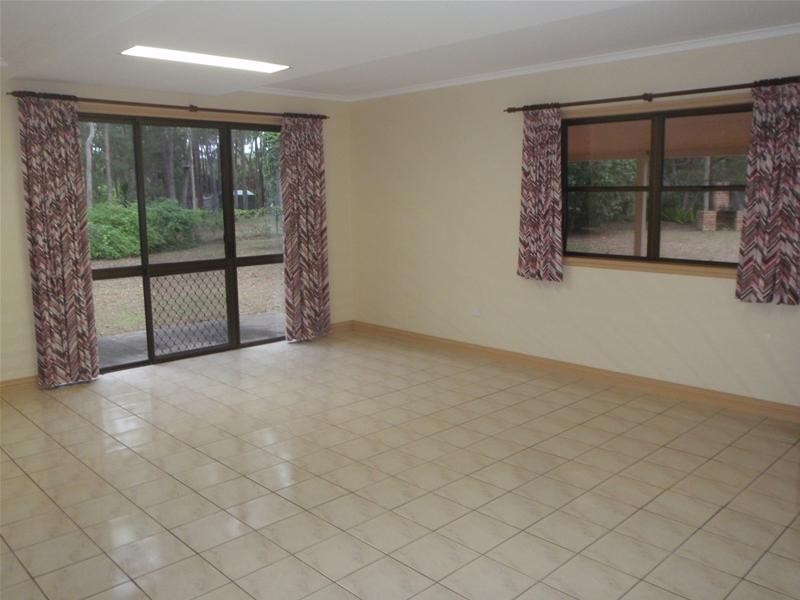 Sharon QLD 4670