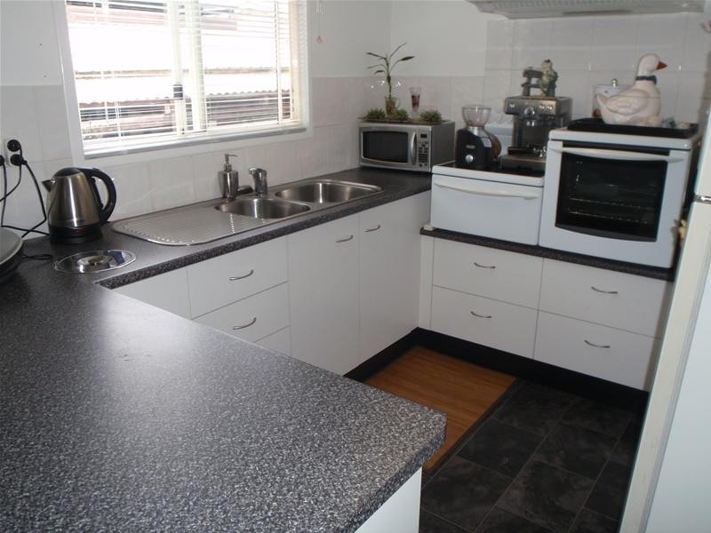 Oakwood QLD 4670
