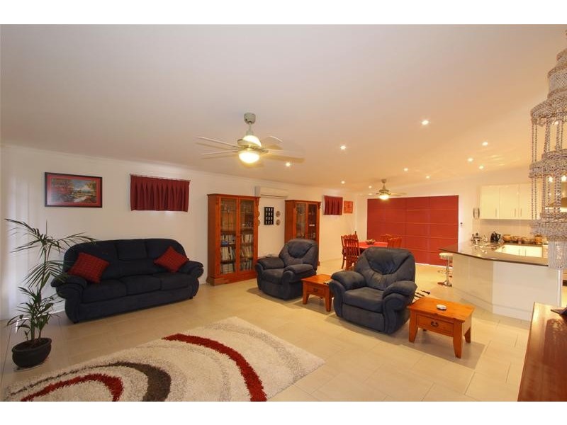 Sharon QLD 4670