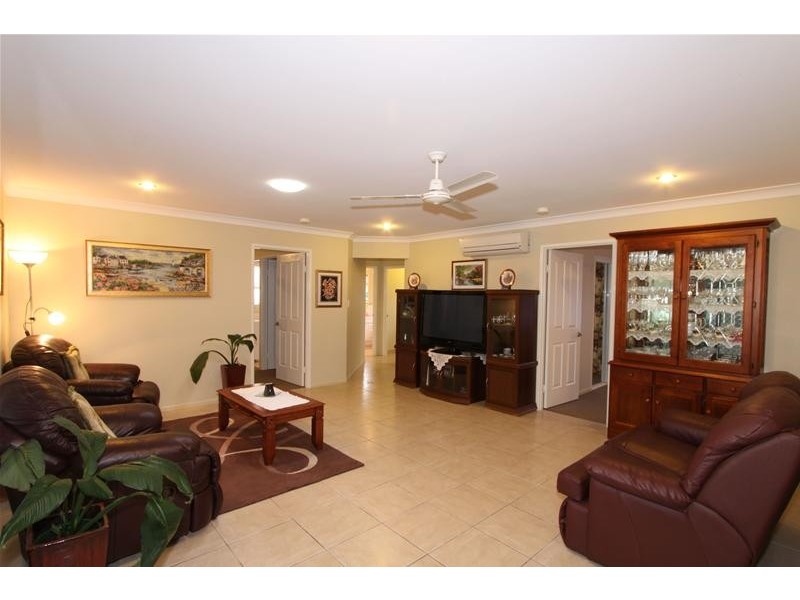 14 Porras Court, Avenell Heights QLD 4670