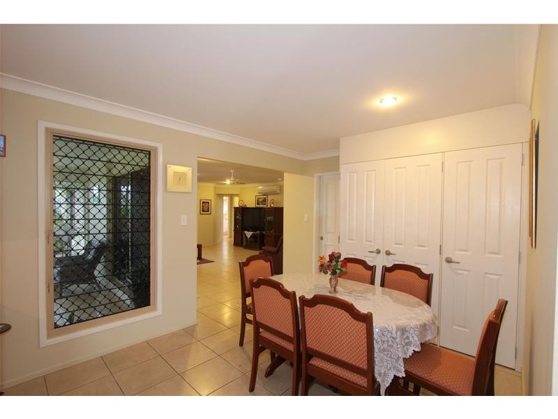 14 Porras Court, Avenell Heights QLD 4670