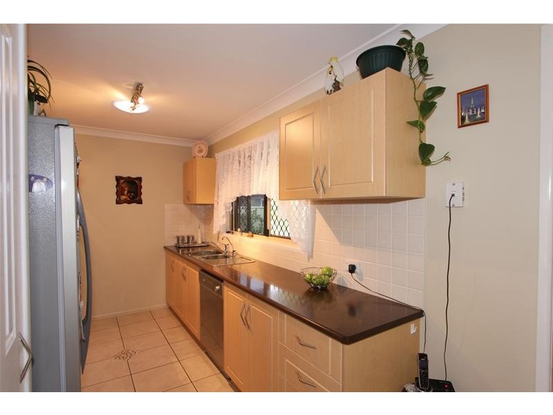 14 Porras Court, Avenell Heights QLD 4670