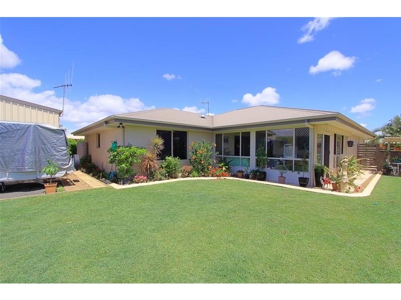 14 Porras Court, Avenell Heights QLD 4670