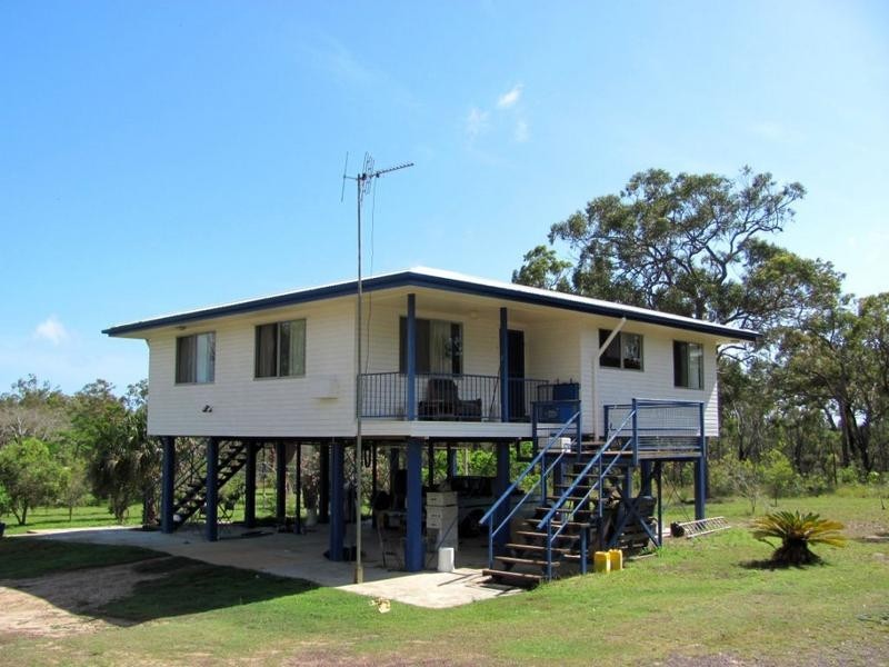 Deepwater QLD 4674