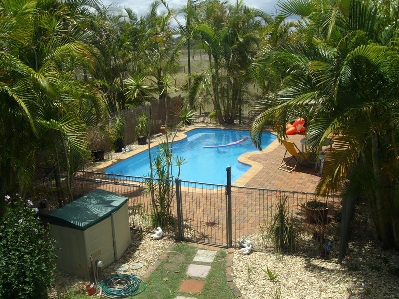 Sharon QLD 4670