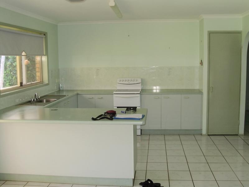 Elliott Heads QLD 4670