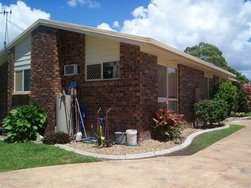 11 Daniel Drive, Bundaberg North QLD 4670