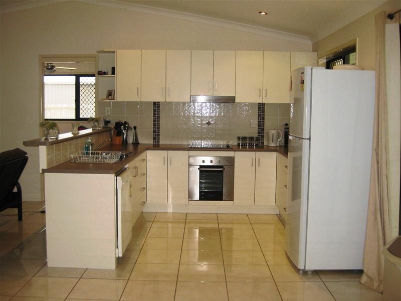 21 Malvern Drive, Moore Park Beach QLD 4670