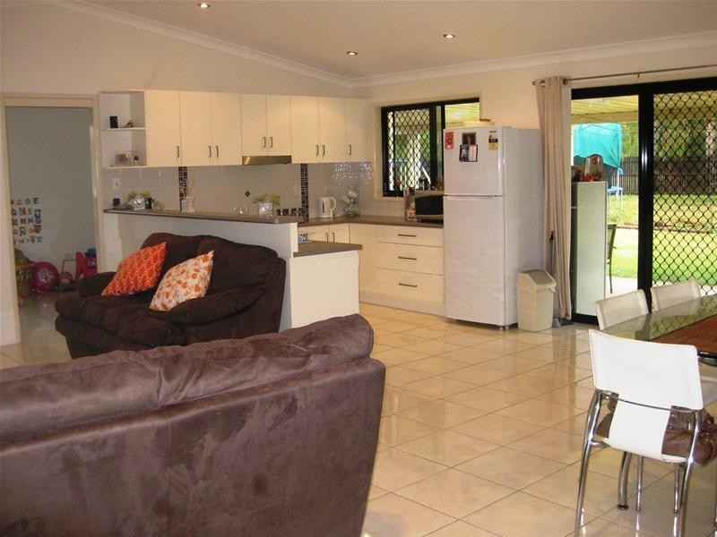 21 Malvern Drive, Moore Park Beach QLD 4670