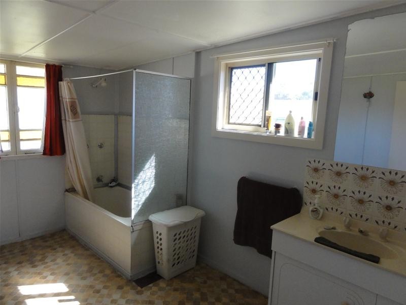 187 Barolin Street, Avenell Heights QLD 4670